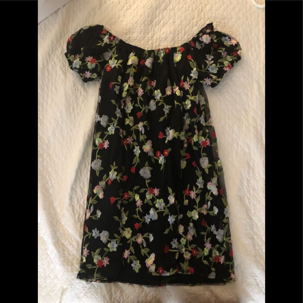 Off the shoulder floral mini dress